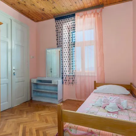 Cozy In With Kitchen * Omišalj