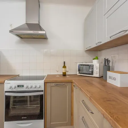 Feriehus Cozy In With Kitchen